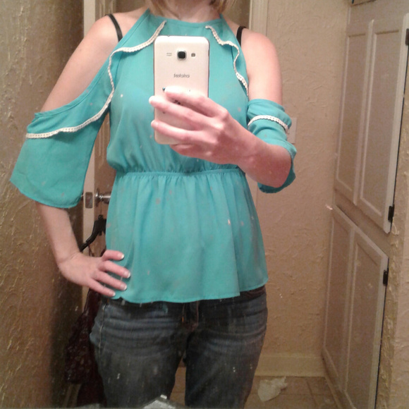 Peach Love California Blue Lace Halter Top Small - Picture 4 of 4